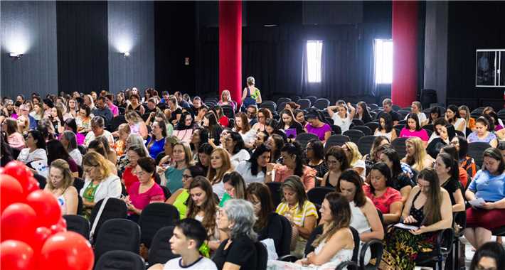 AMOP promove Seminário "Entrelaçando Saberes"
